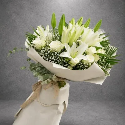 Buca Çiçekçi Beyaz Gül ve Lilyum Buketi BKT0049